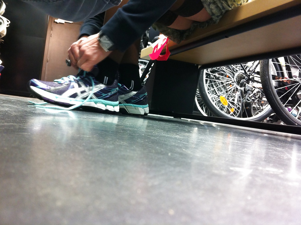 Porn image voyeur stocking joggeuse