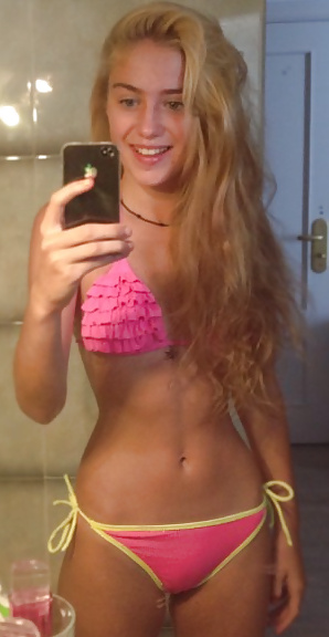 Porn image Bikini Sluts