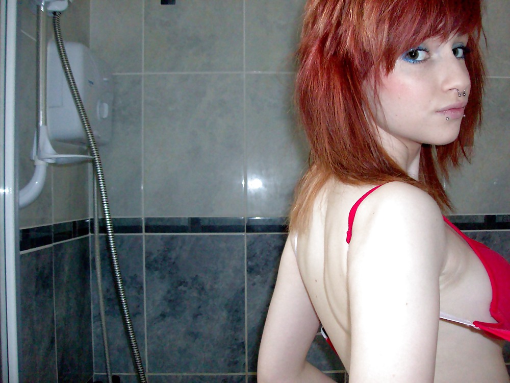 Porn image red head teen in the bath