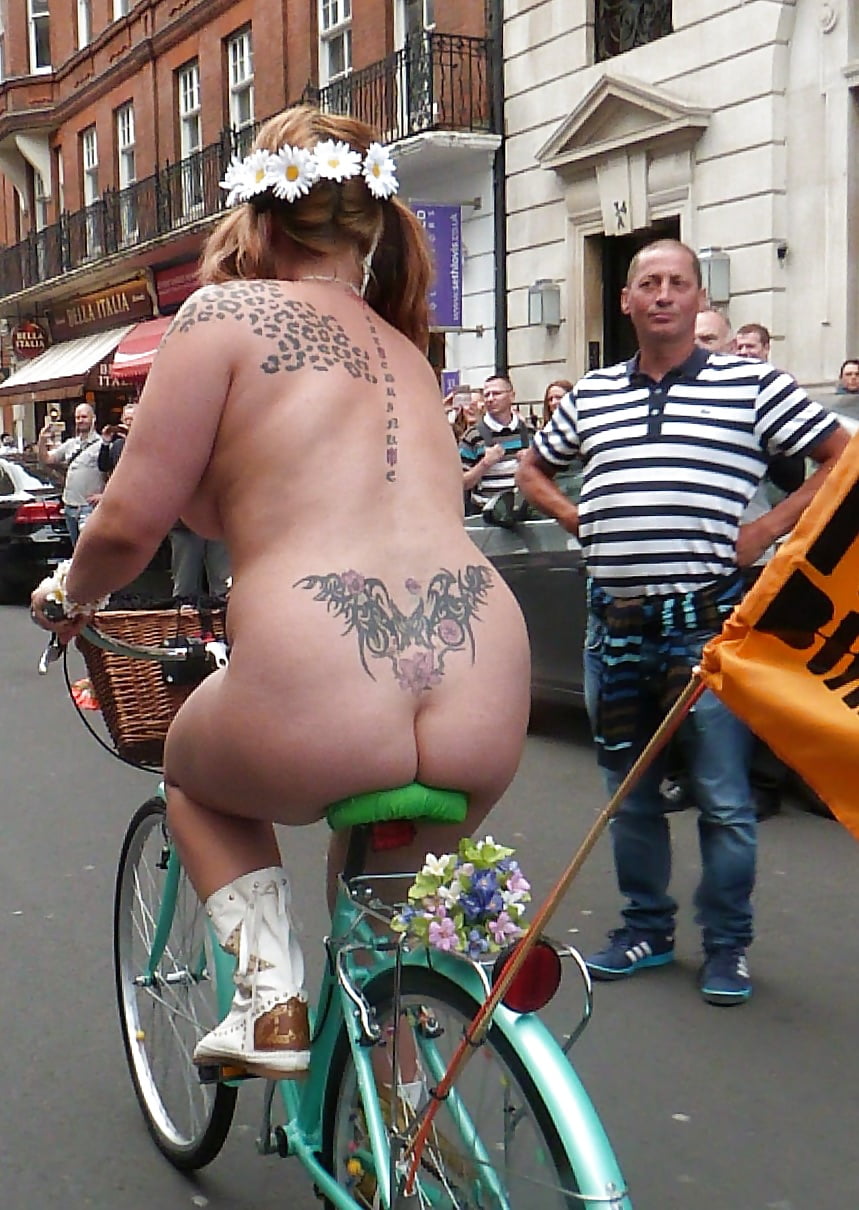 Porn image World Naked Bike Ride London 2014