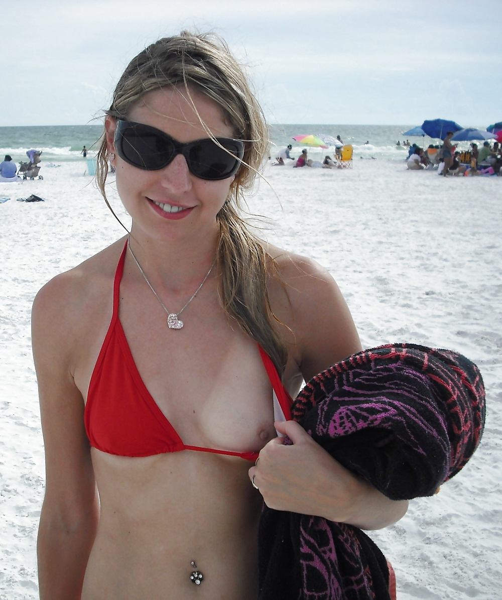 Porn image (DirtyCook) Flashing