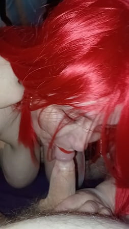 karcelyne striptease and blow job         