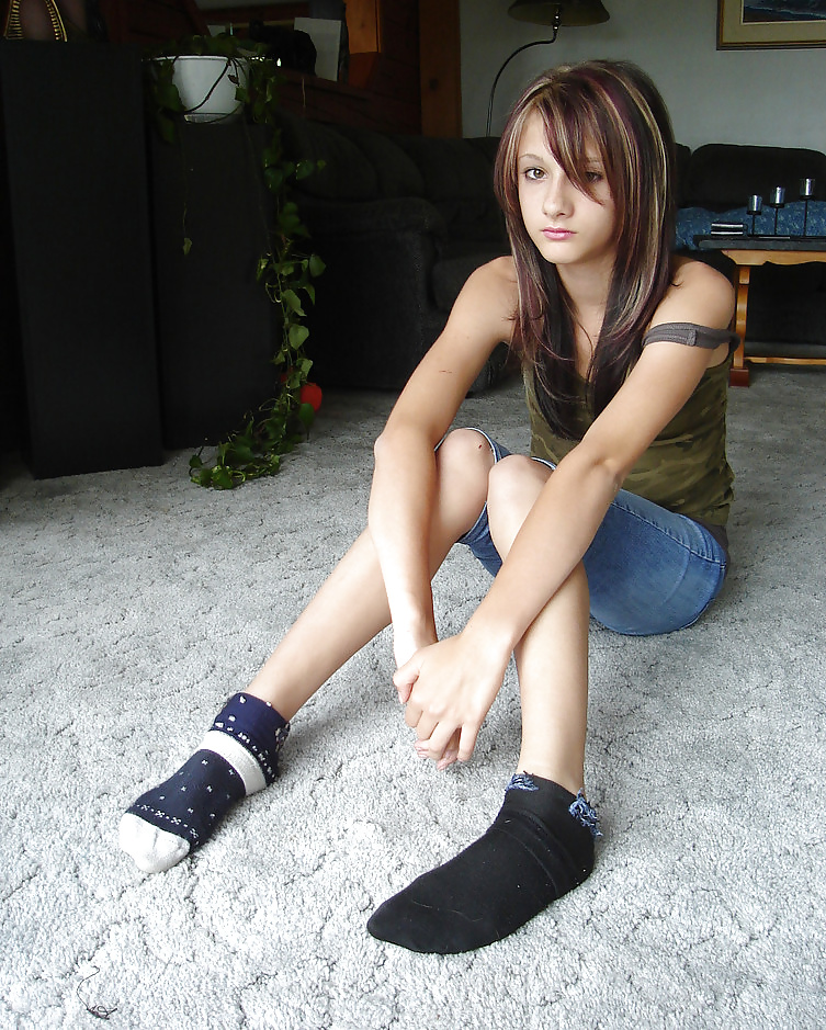 nude-teen-girl-tied-and-fucked-by-machine-black-sex-muscle