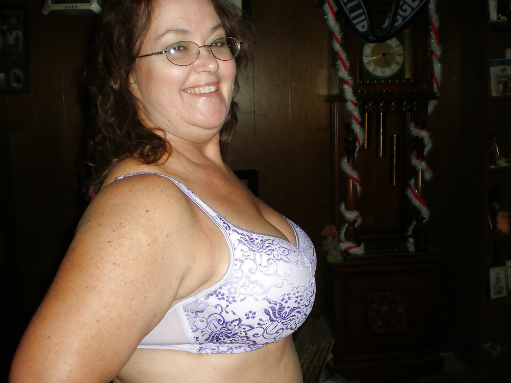 Porn image Emailed Pics To Post. Please Comment For Her