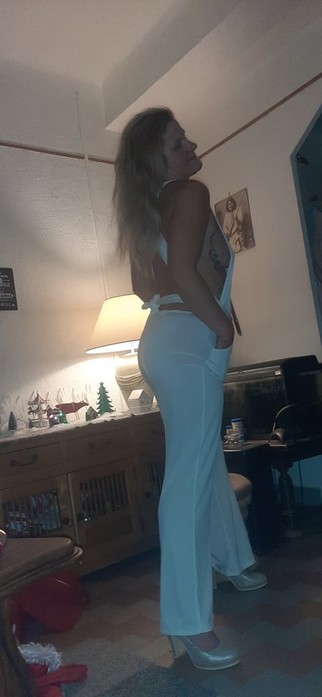 My sexy jumpsuit - 17 Photos 