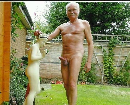 Bekijk Senior male nudists 10 - 76 beelden op xHamster.com