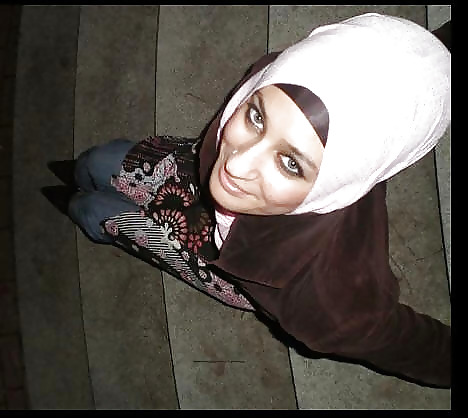 Porn image hijab