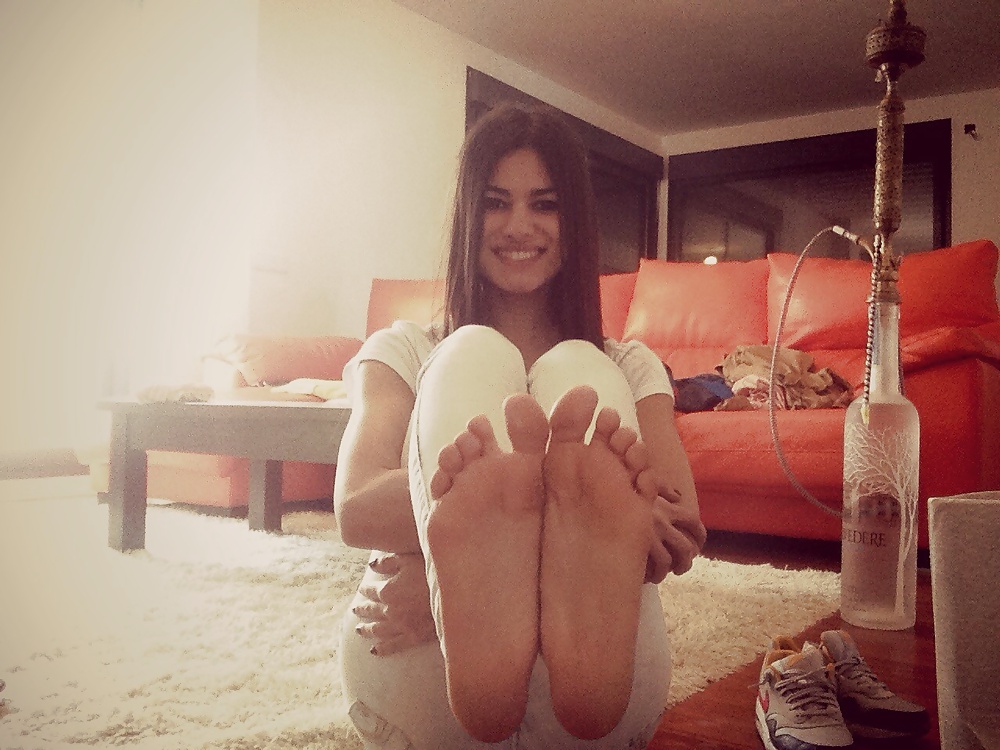 Porn image Iranian nadira feet foot toes soles ayak taban