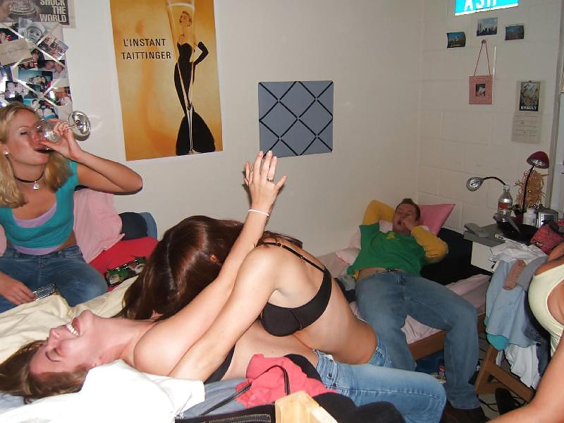 Porn image Bra Babes 34