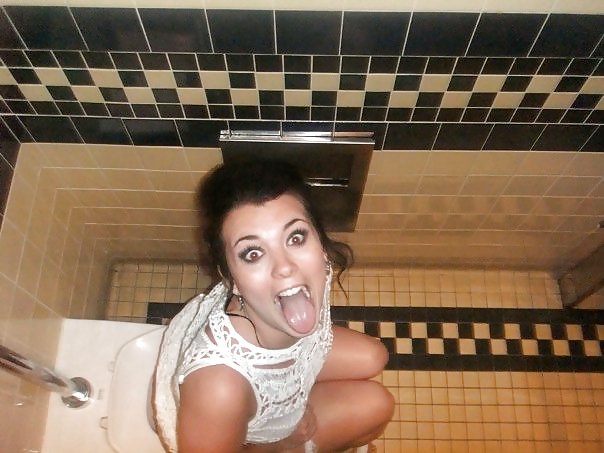 Porn image Facebook teens on toilet