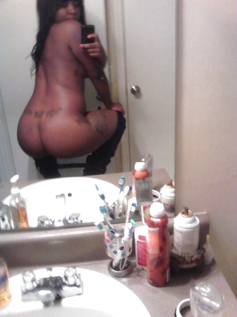 Porn image Ebony's Selfie's #5