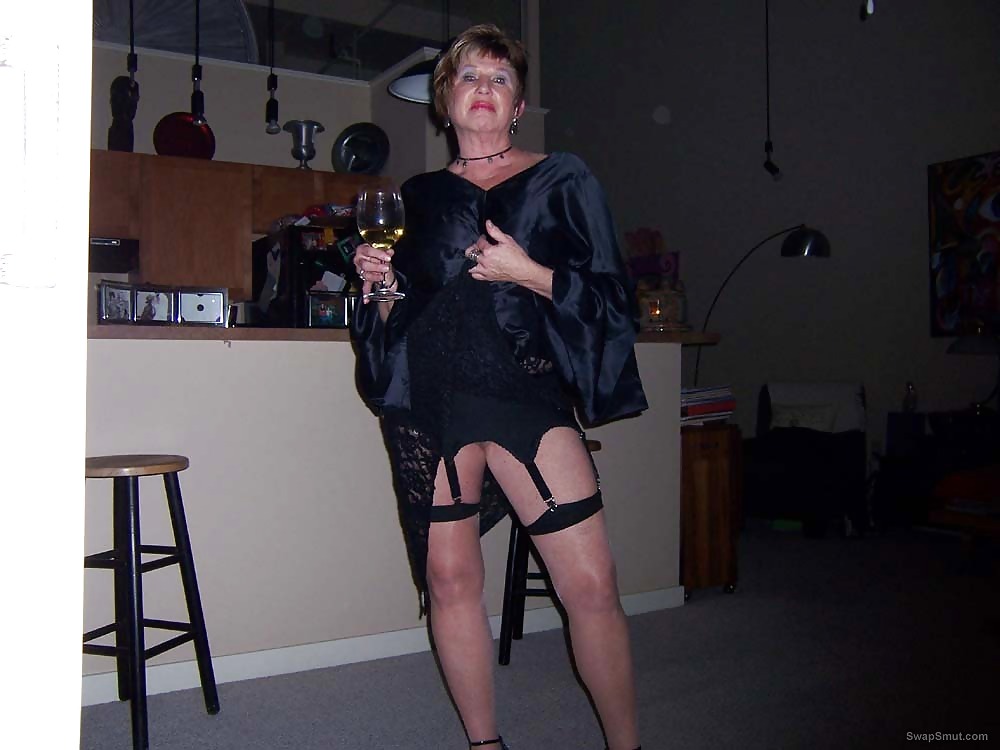 Porn image eine geile oma