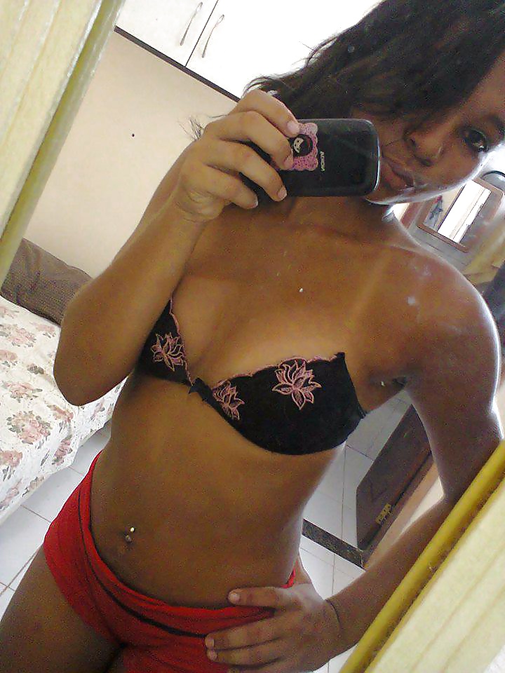 Porn image Maluziinha Rodrigues  teen Brazil (putinhas do brasil)