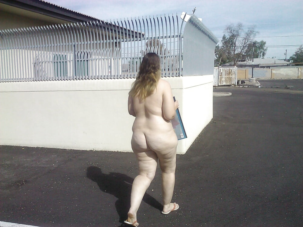Hot Nude Photos Cum on stranger in public