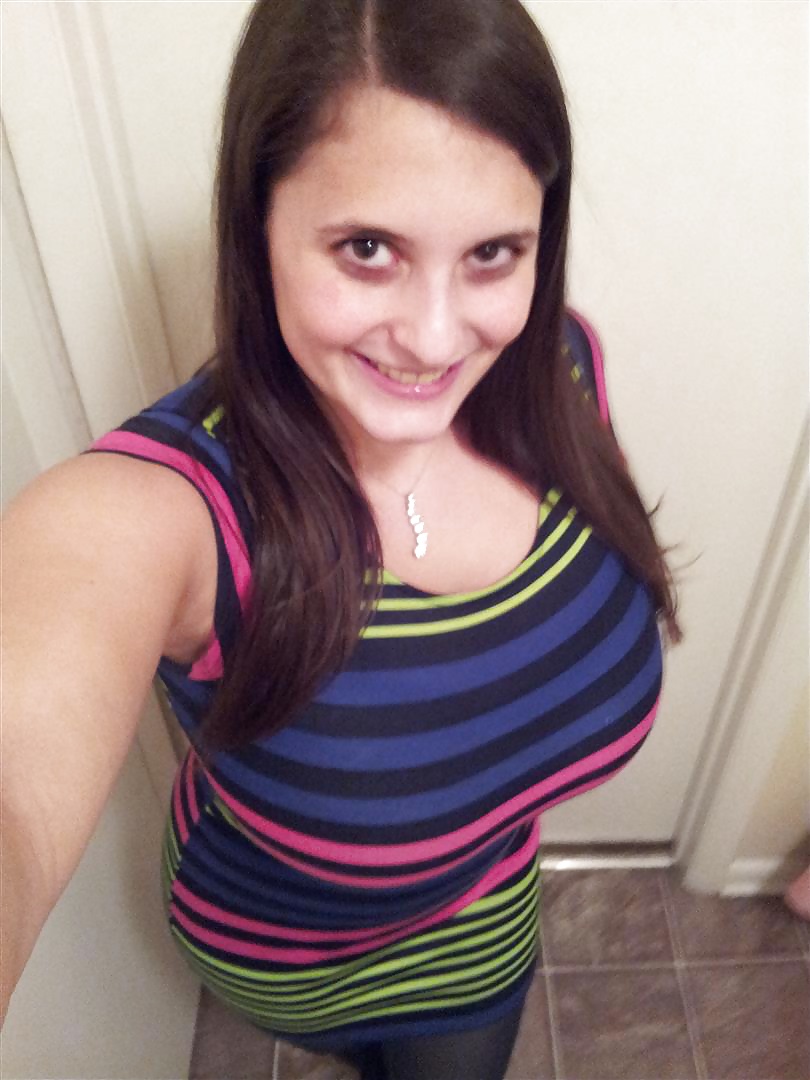 Porn image BBW with huge tits and beautiful smile