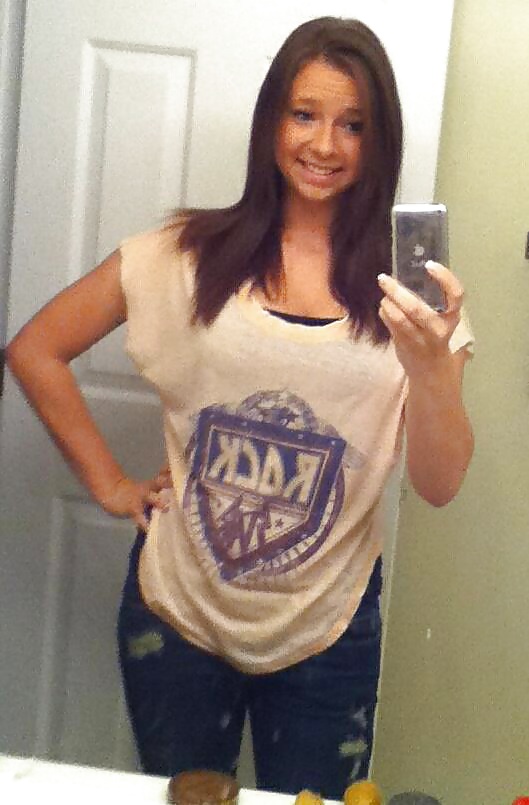 Porn image Bethany Howard in Chicago, Illinois EXPOSED!!