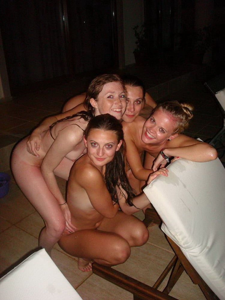 pool party amateur lesbian