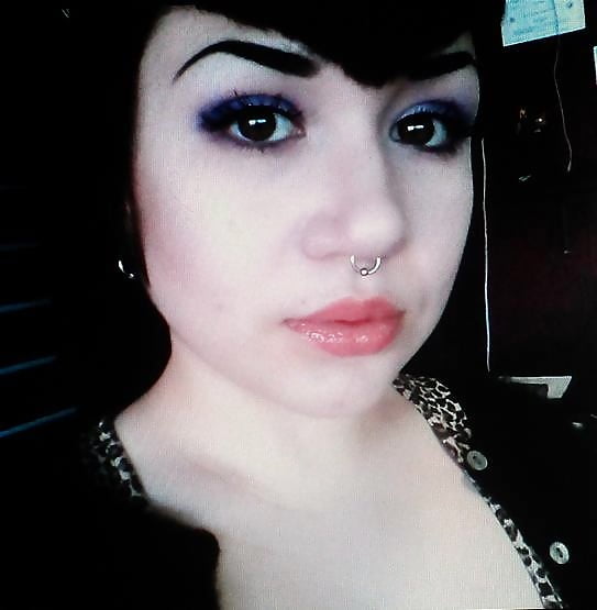 Porn image Stupid slut Hannah