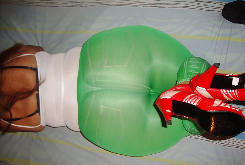 Porn image Vestidas e muito gostosas 18 - Dressed