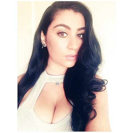 Arab beauty 34 - Cum on her