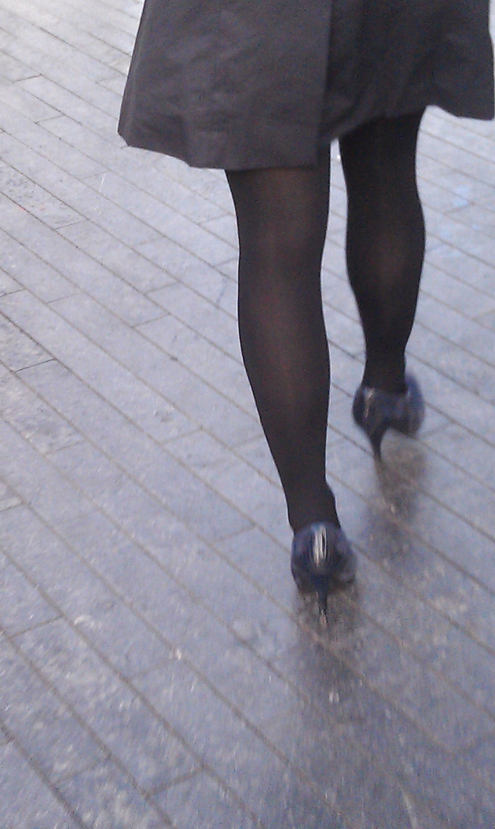 Porn image Voyeur.Candid.2 (26) Legs Street