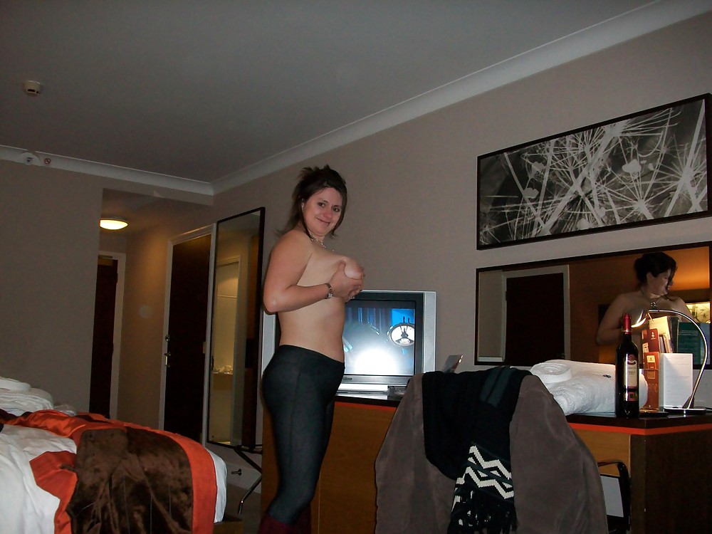 Porn image Amateurs in hotel