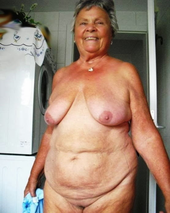 Mature Big Saggy Tits Grandma