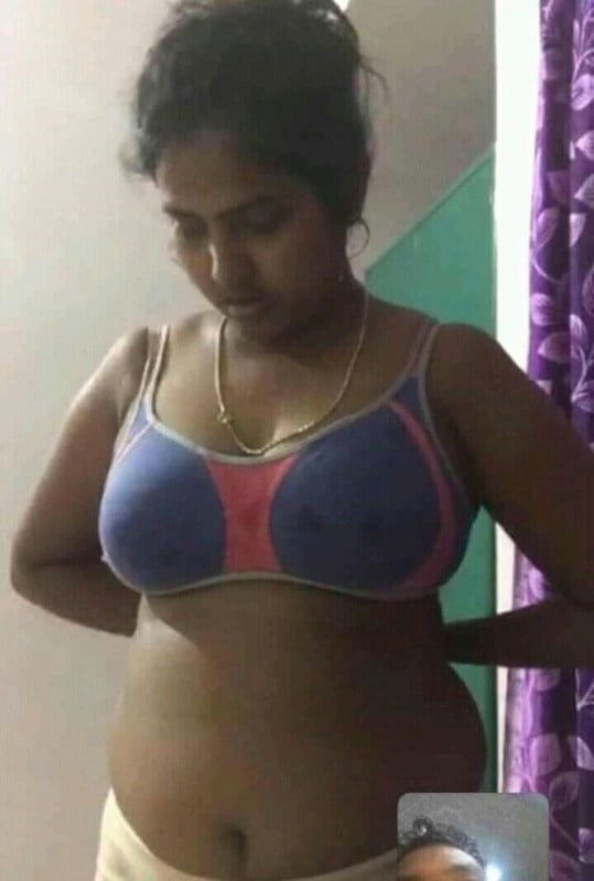 Nude Tamil Bhabhi Kayal indian slut big boobs - 6 Photos 