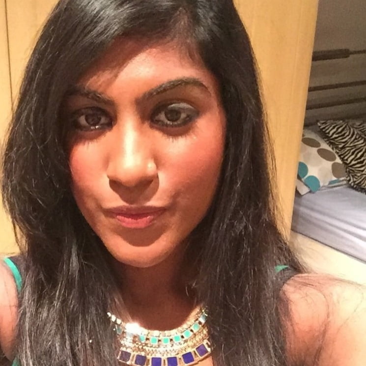 Hot UK Asian teacher with sexy eyes to cum tribute & comment - 24 Photos 