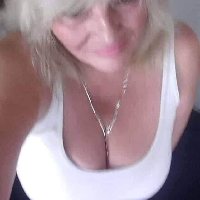 Serbian hot blonde slut mature Jasmina Trajkovic - 35 Photos 