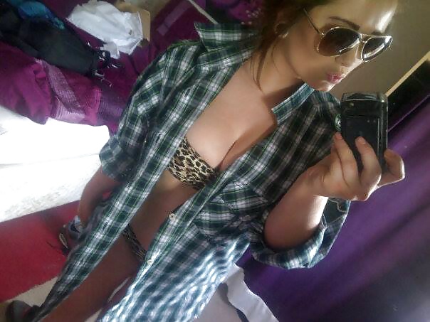 Porn image Facebook Finds 25