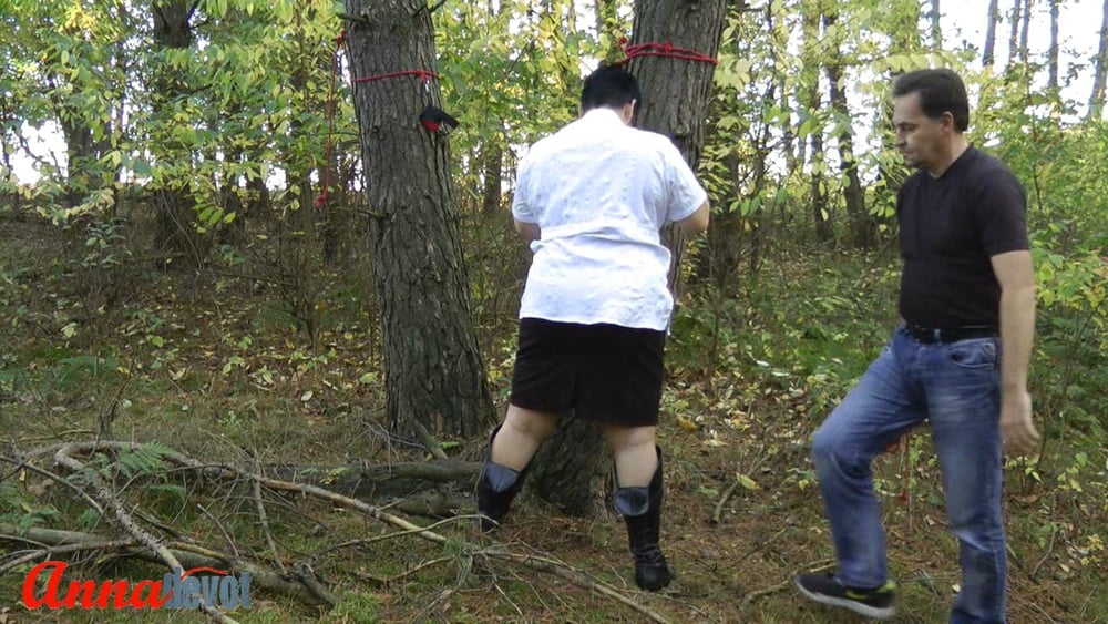 Outdoor - SPANKING in the forest  