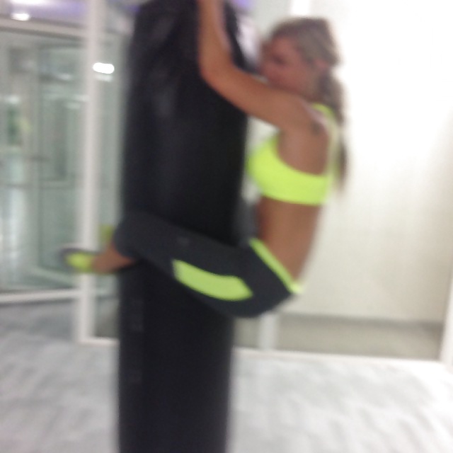 Porn image Arab beauty 28 - Cum on her