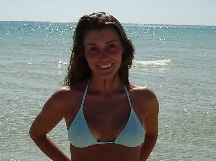 Porn image Pussy at the beach