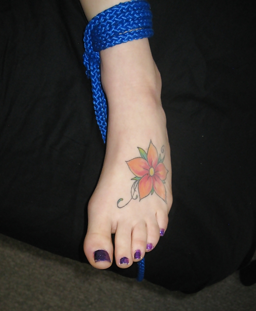 Porn image K8tie's Seductive Ass