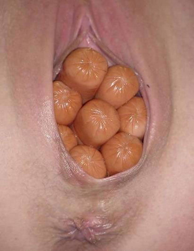 Porn image Sausage in pussy