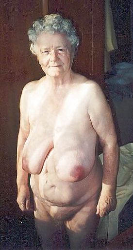 Porn image Saggy tits 68.