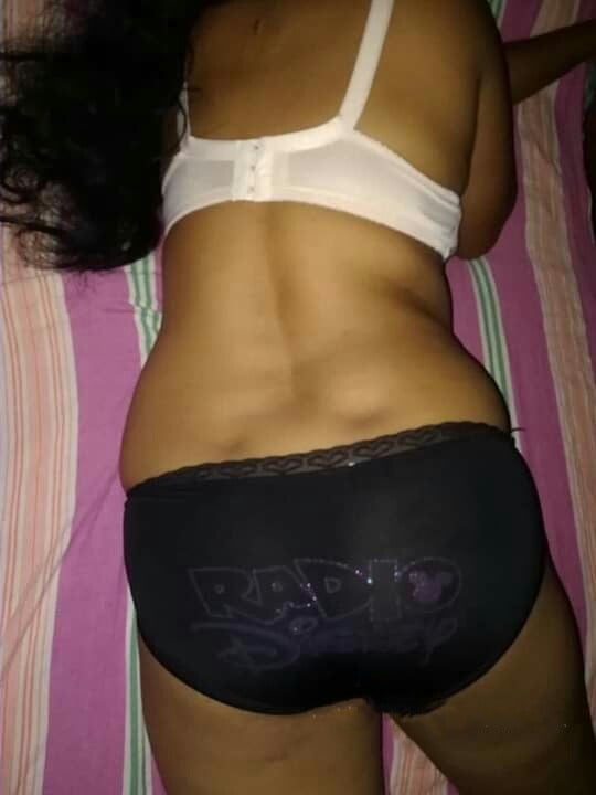 Panty Wife Porn - See and Save As srilankan wife bra with panty show porn pict - 4crot.com