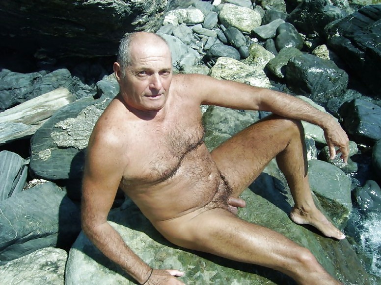 Porn image Daddies on the beach