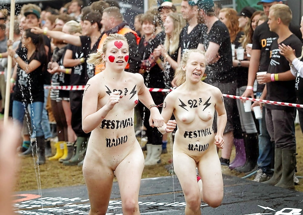 Collection Of Young Women From Roskilde Nude Run - 13 Pics -6373