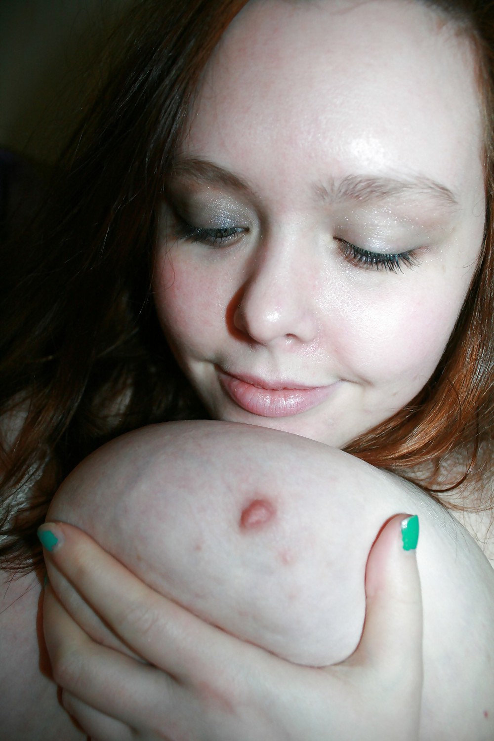 Porn image SmutDates Username 'MooGal21X'