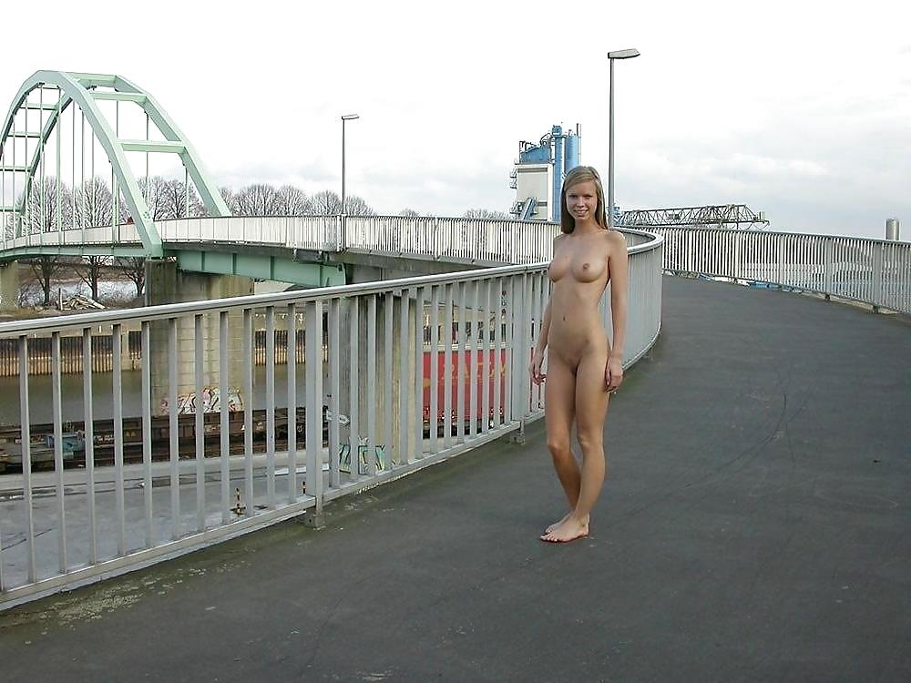 Porn image REALLY HOT GIRLS IN PUBLIC 38