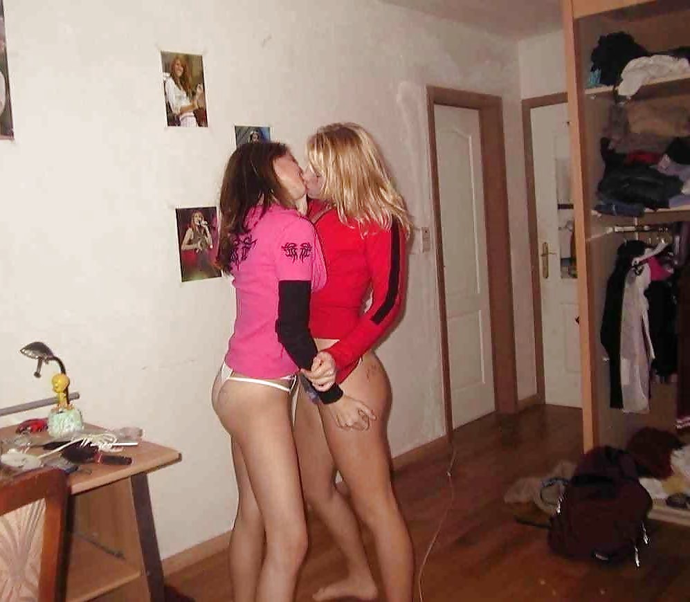Porn image Young lesbians