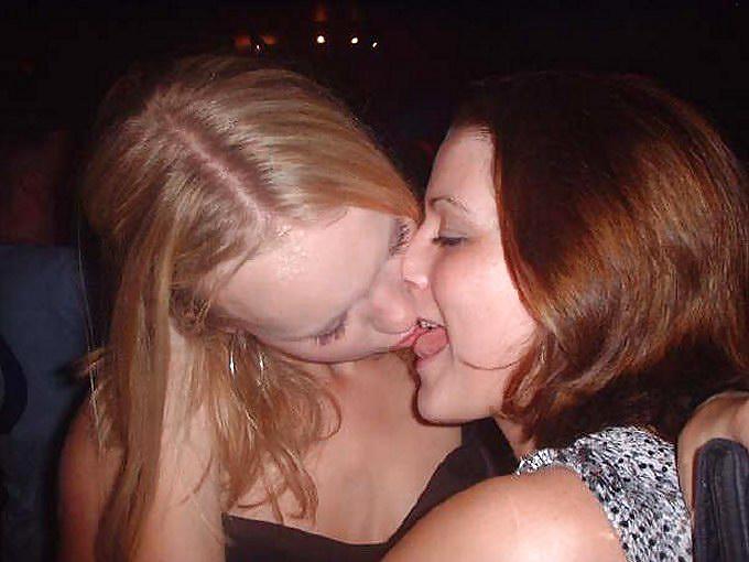 Porn image girls kissing girls 2