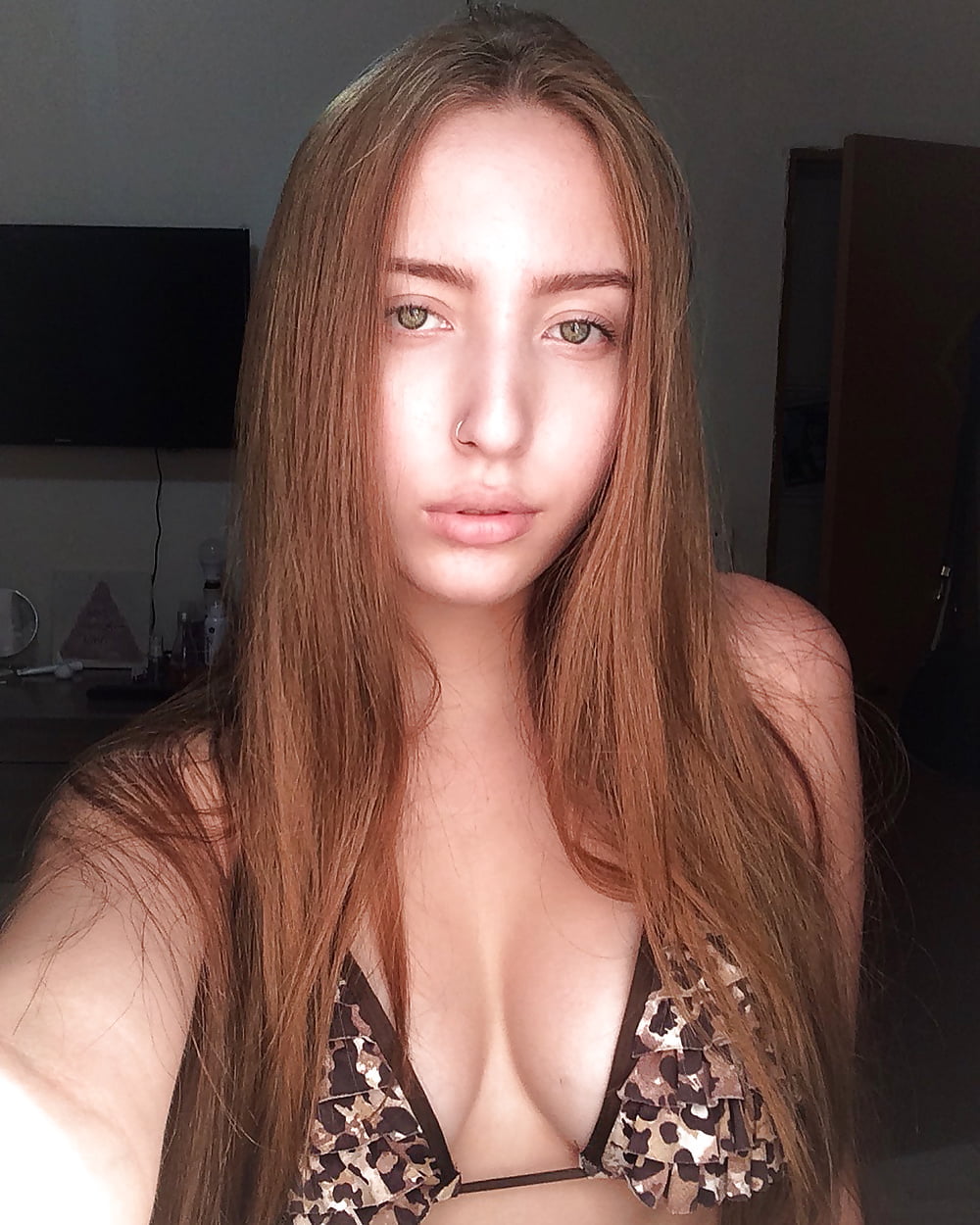 Porn image TOP Brazillian Teen Mariana