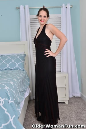 dressed to undressed from olderwomanfun         