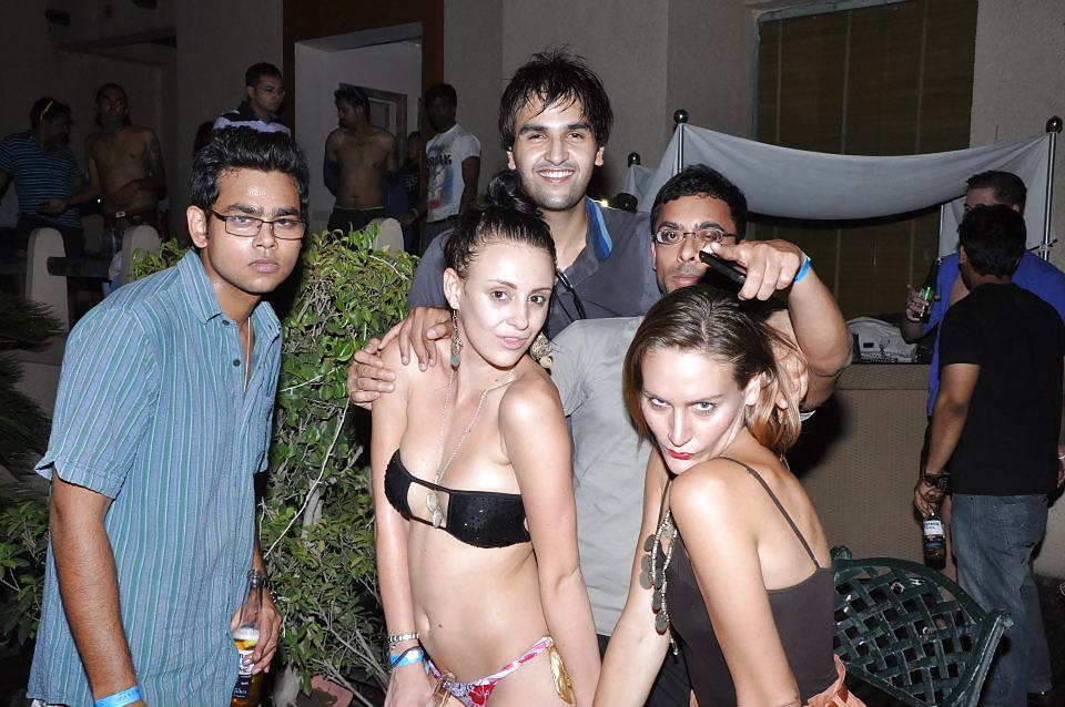 Porn image DESI indian paki bikini teens sluts