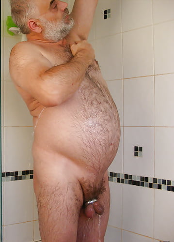 Chubby daddy shower long hair