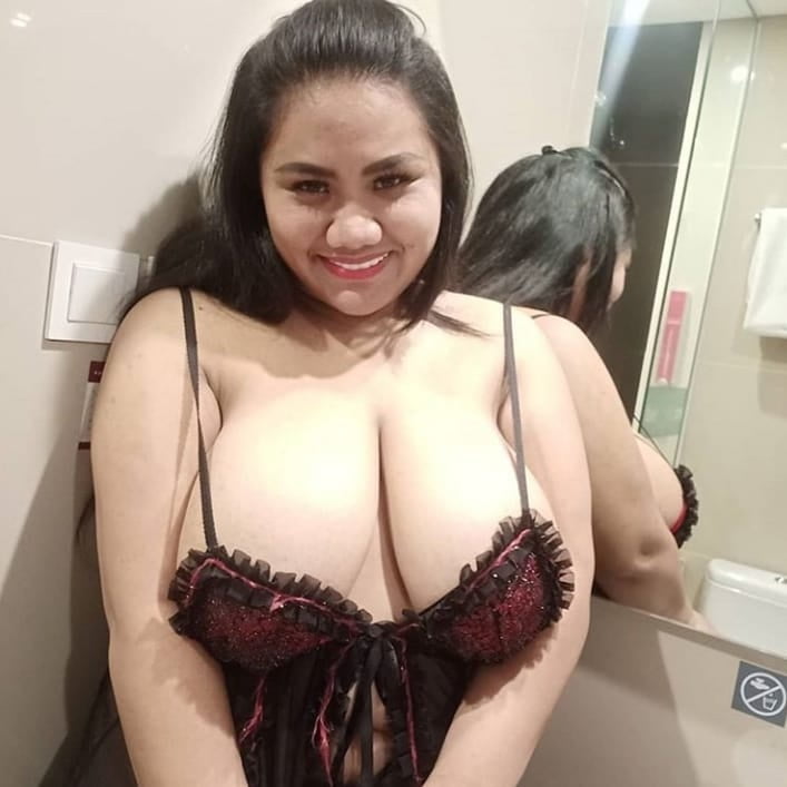 Indonesian gigantic boobs - 76 Photos 
