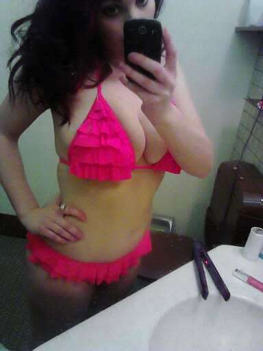 Porn image Aussie Social Network Sluts